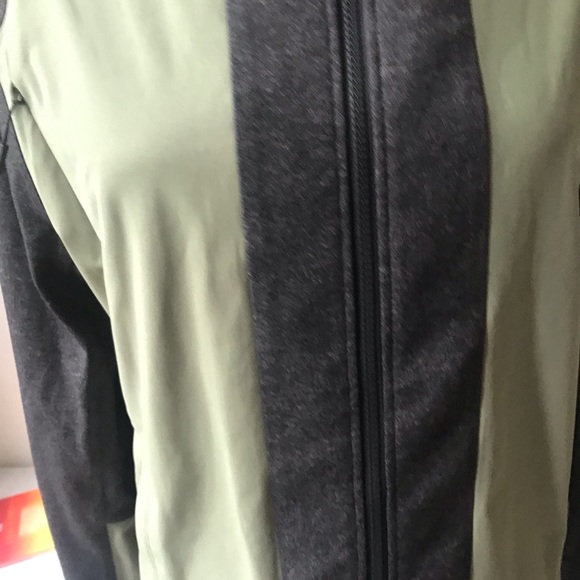Lululemon jacket - Picture 2 of 12